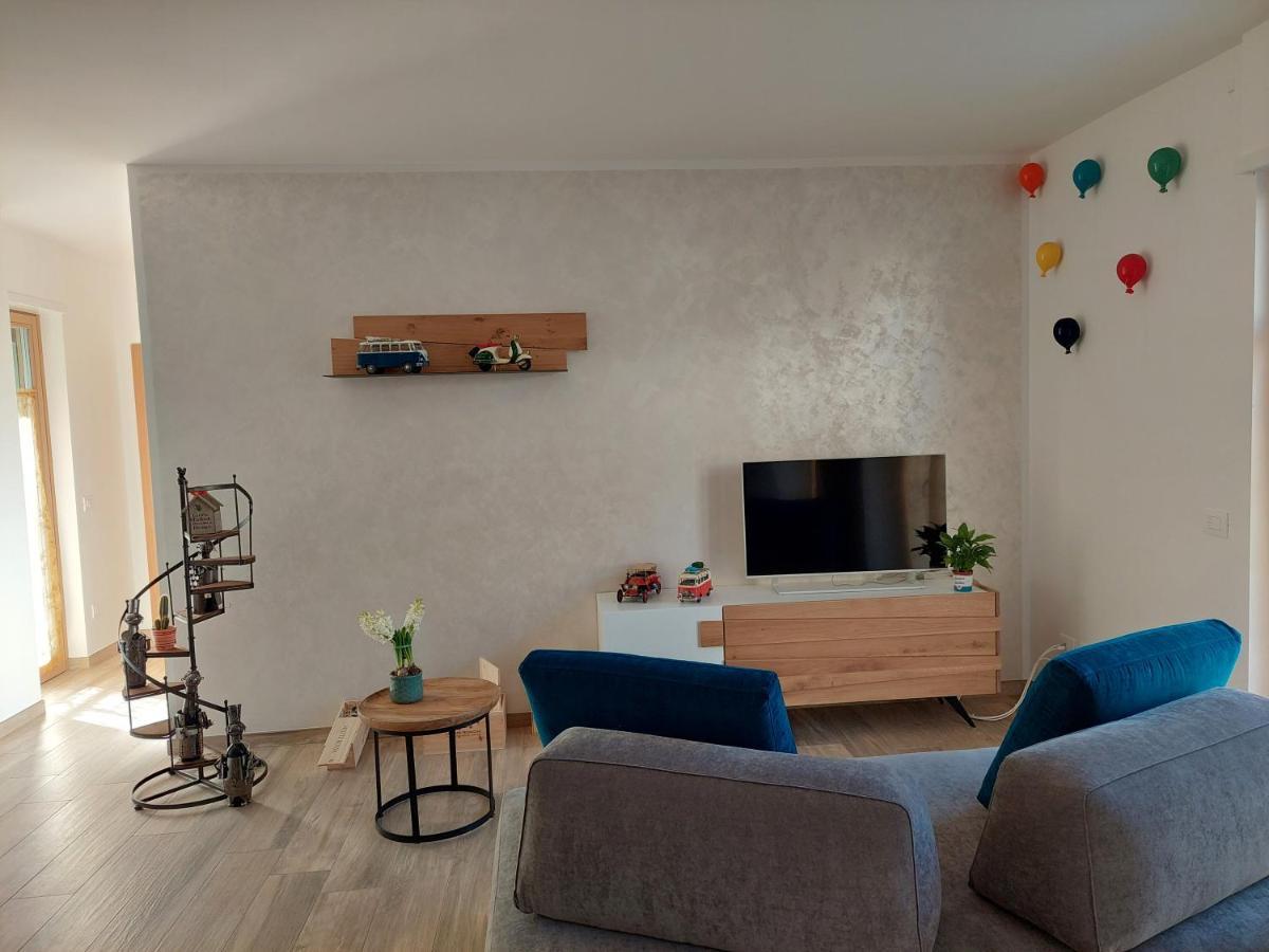 La Bougainville - Luxury Apartment Torbole Sul Garda Exterior photo