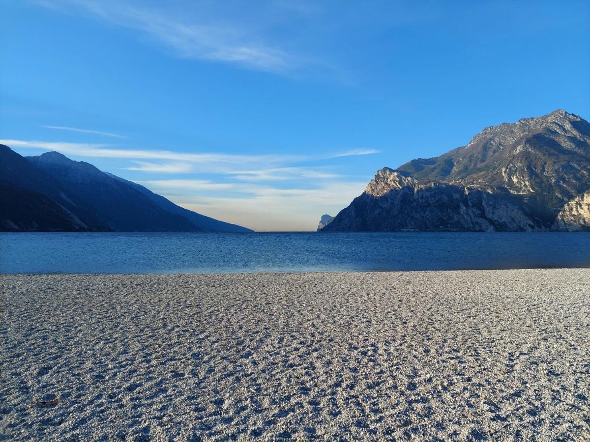 La Bougainville - Luxury Apartment Torbole Sul Garda Exterior photo