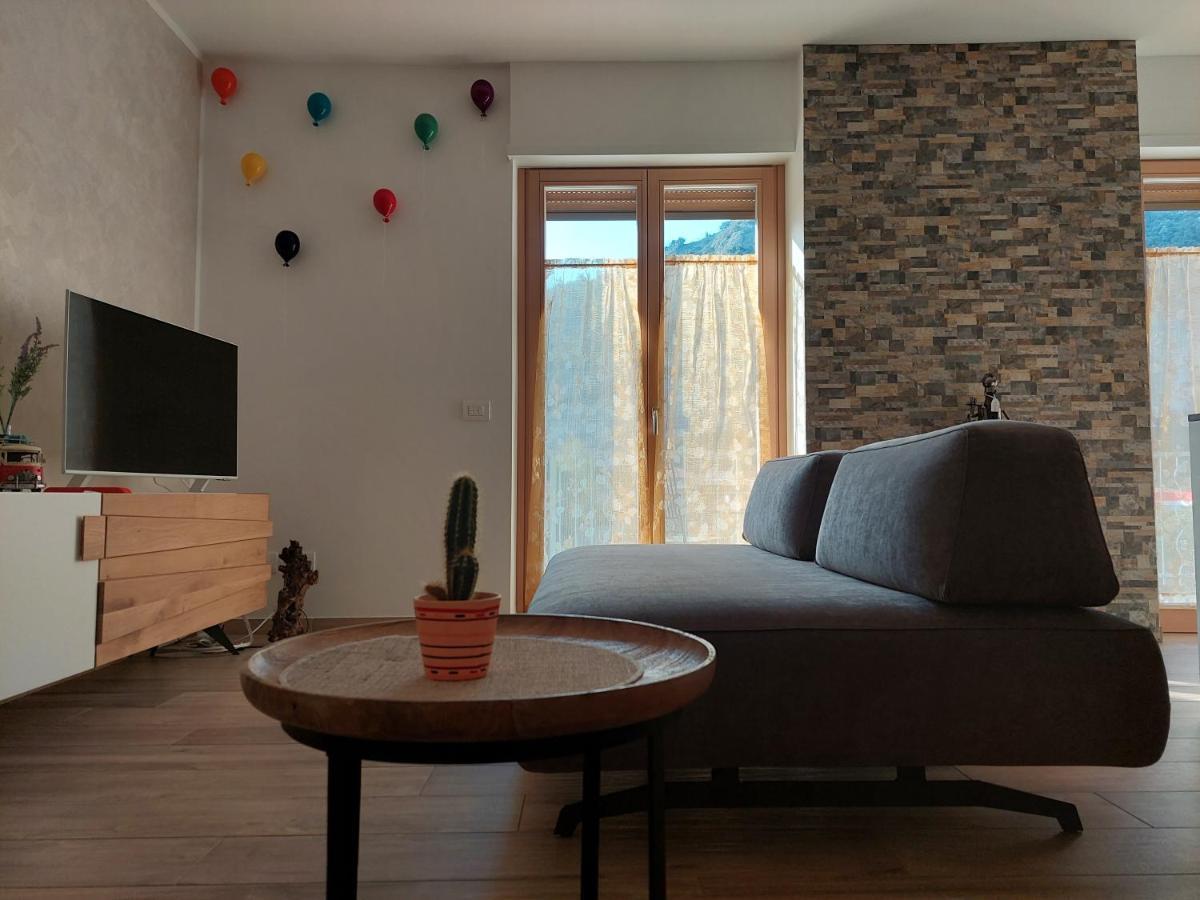 La Bougainville - Luxury Apartment Torbole Sul Garda Exterior photo